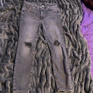 Black ripped skinny jeans size US 12 worn once high waisted, ankle length